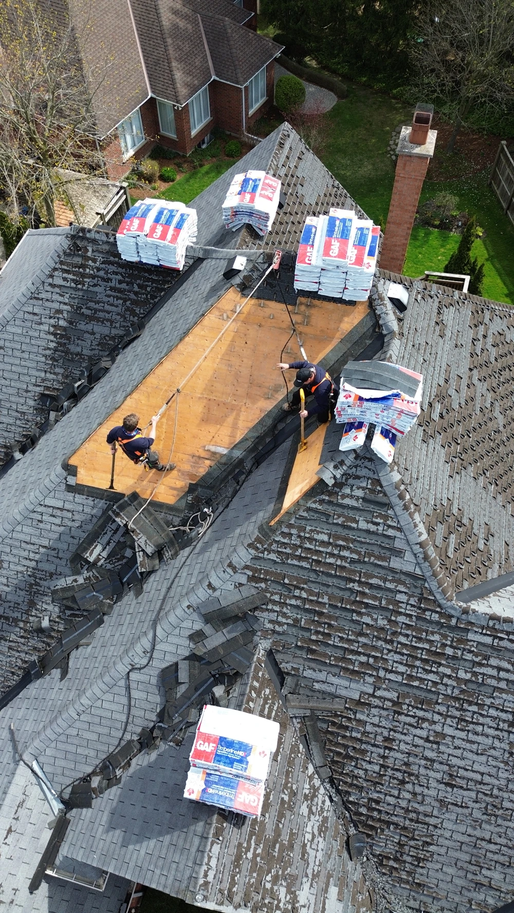 Elgin Roofing - Shingle Roofing